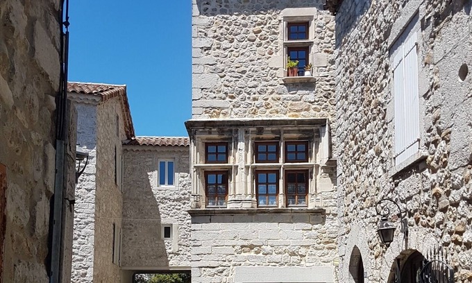 Ruoms Apartment | Apartment in the historic center of Ruoms