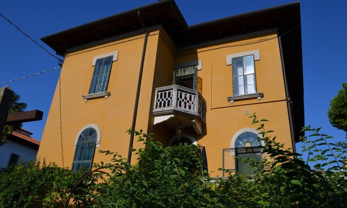 Santa Maria in Stelle Apartment | Apartment in villa with garden on the Lido of Venice