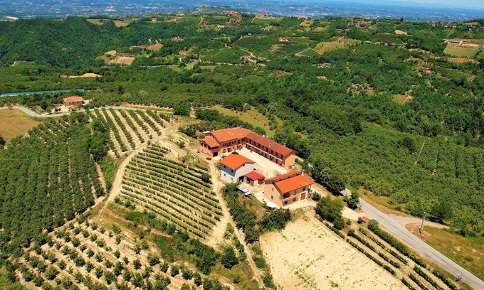 Albaretto della Torre Other | Apartment for 4 people with 1 bedroom, bathroom, living room.