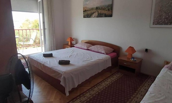 Kamen Apartment | Apartment Kamen (114271-A1) - Split