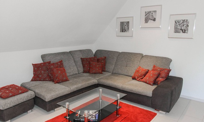 Wahlwies Apartment | Apartment 'Kunibert' with Balcony and Wi-Fi