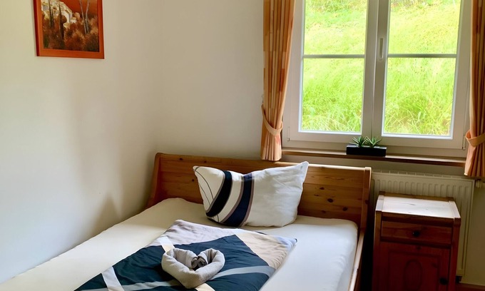 Kirnbach House | Apartment 'Kuschellaube' with Mountain View, Shared Pool and Wi-Fi