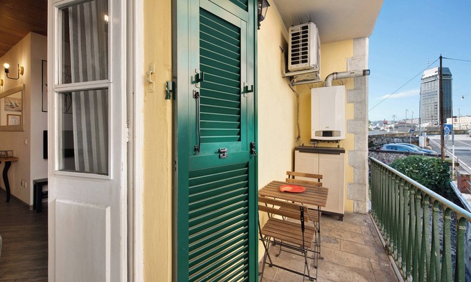 San Fruttuoso Apartment | Apartment "La Casa del Sole nel Borgo" with Balcony & Wi-Fi