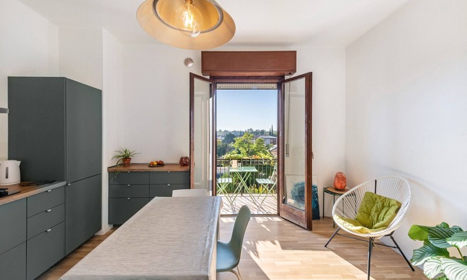 San Zeno Apartment | Apartment 'La Casetta' with Balcony and Air Conditioning