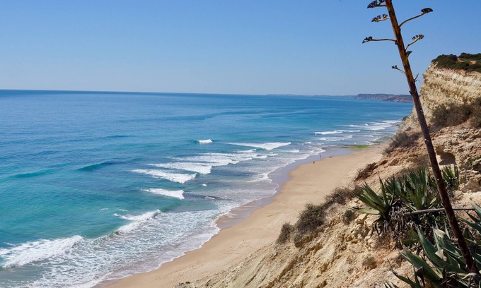 Sagres Apartment | Apartment 'La Plage' Sl.3 Sea view WiFi/Smart TV Privacy & Comfort