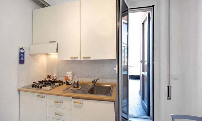 Loano Apartment | Apartment 'La terrazza di Loredana' by the Beach with A/C and Garden