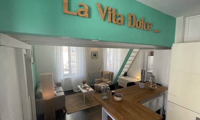 Montredon Apartment | Apartment 'Le Cabanon De Manon' with Wi-Fi
