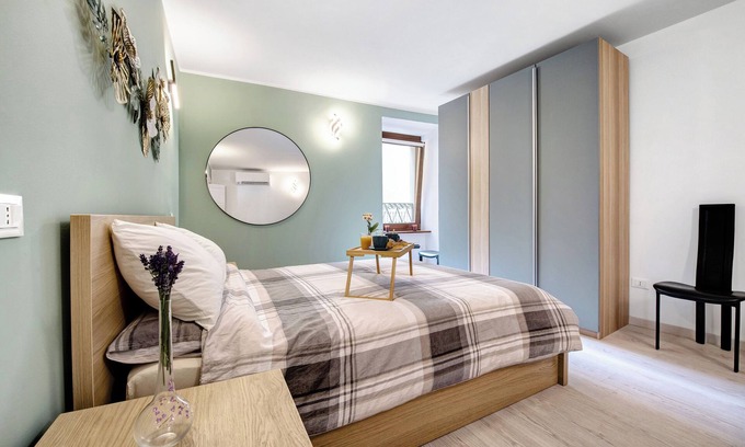 Castro Apartment | Apartment 'Le Lavande' with Wi-Fi and Air Conditioning