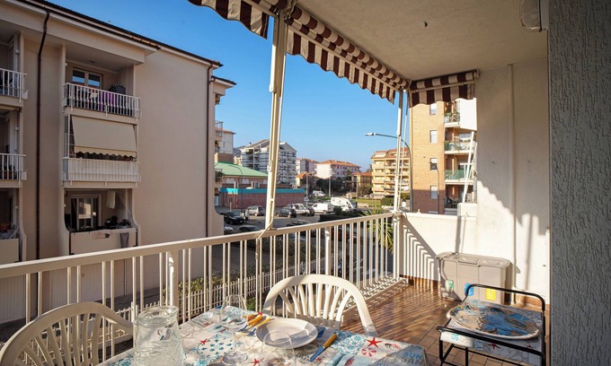 Albenga Apartment | Apartment 'Le Morelle 2' with Balcony and Wi-Fi