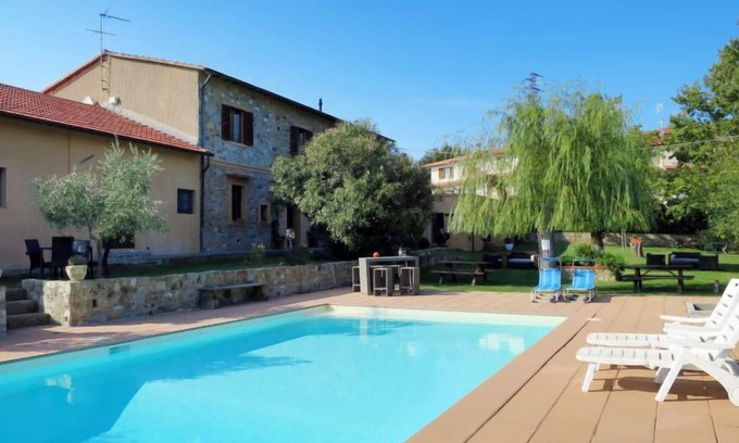 Nibbiaia Apartment | Apartment Legni torti in Nibbiaia - 2 persons, 1 bedrooms