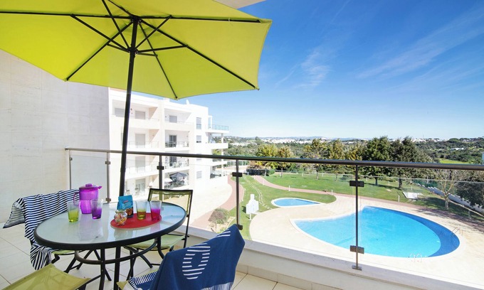Branqueira Apartment | Apartment 'Loft 39' with Shared Pool, Shared Garden and Wi-Fi
