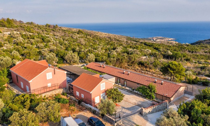 Lustica House | Apartment Lustica Montenegro