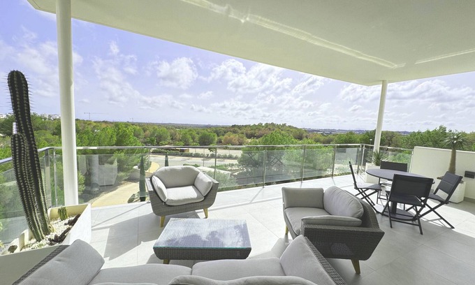 Lo Rufete Apartment | Apartment 'Madreselva 9' with Sea View, Wi-Fi and Air Conditioning