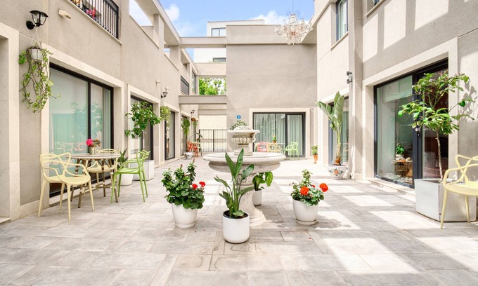 Cabo de las Huertas Apartment | Apartment 'Mar 8' with Private Terrace, Wi-Fi and Air Conditioning