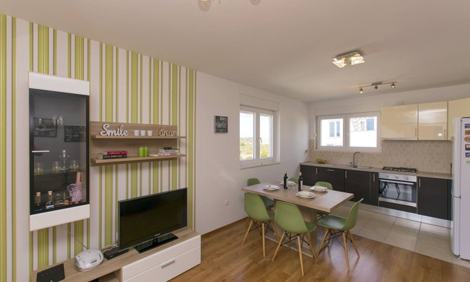 Brodarica Apartment | Apartment Marieta (59311-A1) - Brodarica