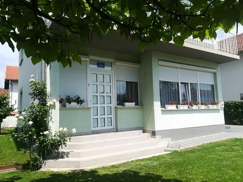 Slavonski Brod Apartment | Apartment Marija
