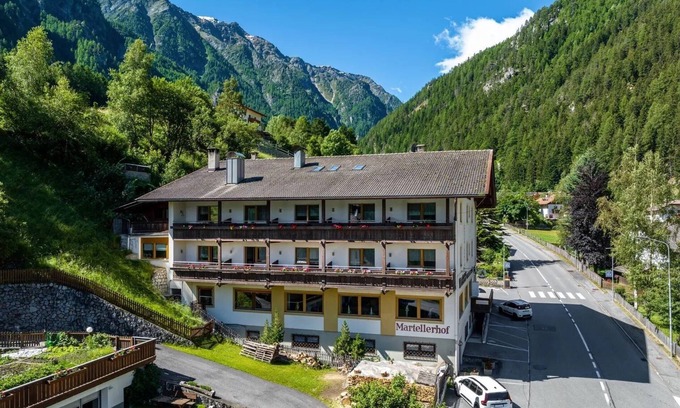 Martello Apartment | Apartment 'Martellerhof - Opis Pennhaus Small' with Sea View, Shared Terrace and Wi-Fi