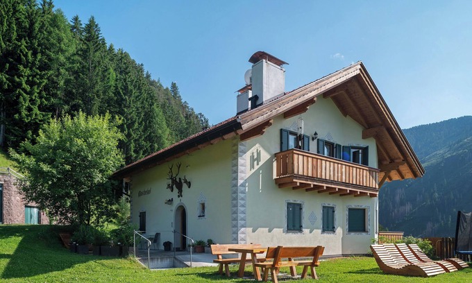 Funes Apartment | Apartment 'Mascheshof' with Mountain View, Private Garden and Wi-Fi