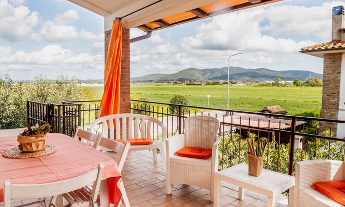 Orbetello Apartment | Apartment 'Mora' with Private Terrace