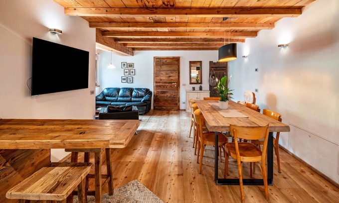 Predazzo Apartment | Apartment 'Mountain Dolomiti Apartament Sauna' with Mountain View and Wi-Fi