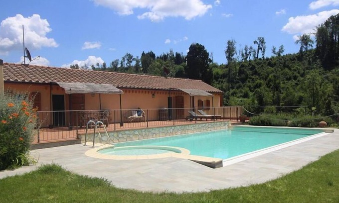 Collesalvetti Apartment | Apartment Mulino della Rivolta with shared pool in Colognole