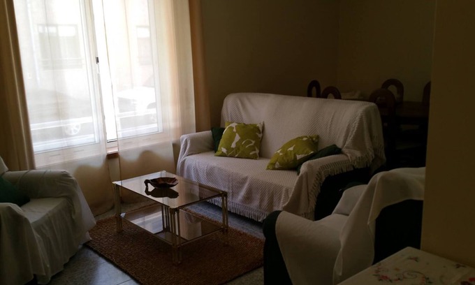 Madalena Apartment | Apartment Near the Beach