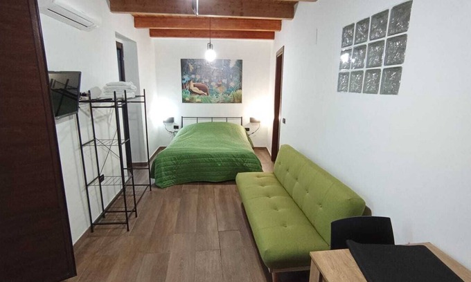 Morano Calabro Apartment | Apartment near the Castle in Morano Calabro