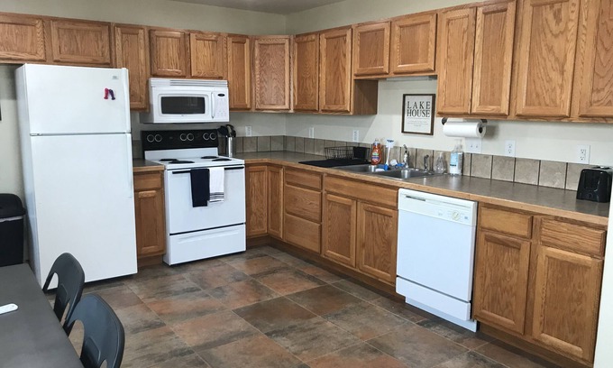 Stratton Apartment | Apartment near Swanson Lake
