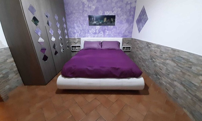 Civitavecchia Apartment | Apartment near the port, private parking space, self check-in