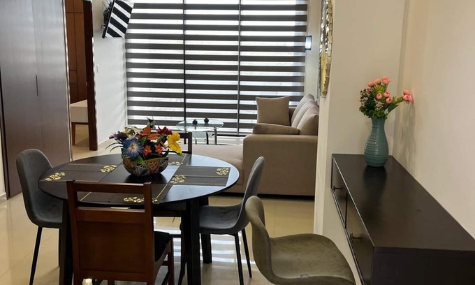 Zona Dorada Apartment | Apartment near the Marina