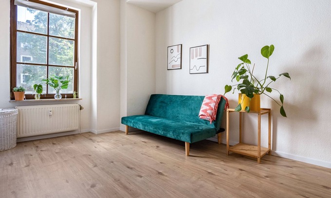 Rheinhausen Apartment | Apartment 'Next Home' with Wi-Fi and Air Conditioning