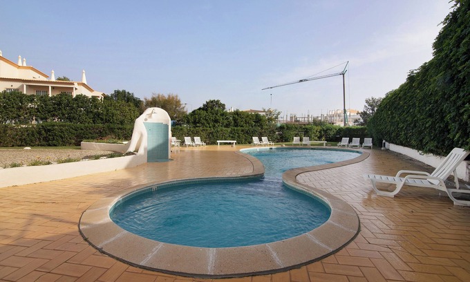 Olhos D'Agua Apartment | Apartment 'Olhos Do Mar Terrasse Vue Mer' with Sea View, Wi-Fi and Air Conditioning