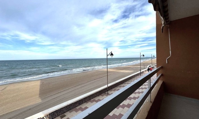 El Perello Apartment | Apartment on the BEACHFRONT, stunning sunrises and sunsets.