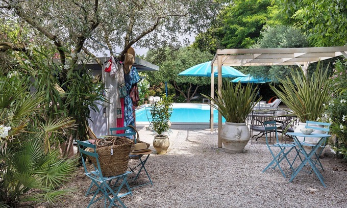 Affi Apartment | Apartment 'Ortensia' with Shared Pool, Shared Garden and Air Conditioning