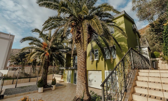 Petrovac Apartment | Apartment Palm Point With Sauna and Indoor Heated Pool