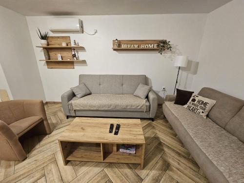 Zemun Apartment | Apartment Pegy