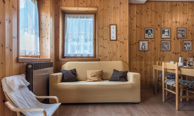 Pinzolo Apartment | 'Apartment Pinzolo Dolomiti Ovest' with Mountain View, Garden & Wi-Fi