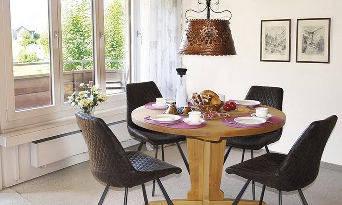 Sagogn Apartment | Apartment Piz Mundaun, 83qm, 2 Schlafzimmer, max. 4 Personen
