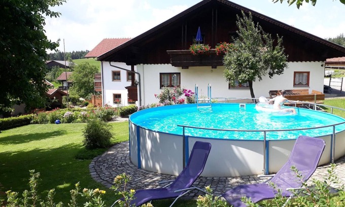 Viechtach Apartment | Apartment Platzhirsch 4* with two bedrooms