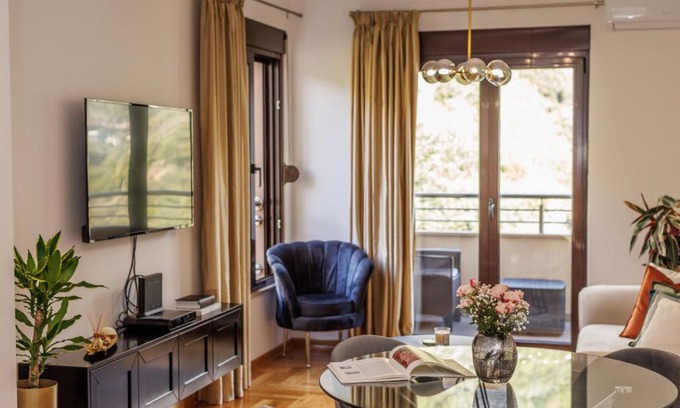 Becici Apartment | Apartment Poetica Del Mare, Budva, Bečići