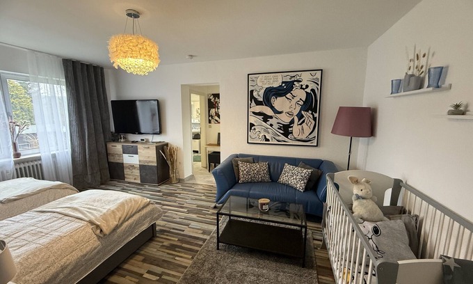 Reinsfeld Apartment | Apartment-Premium-Private Bathroom-Garden view-Hollywood-Suite
