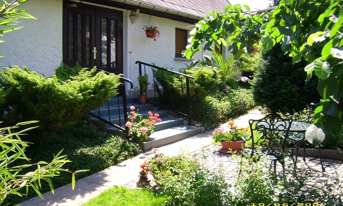 Kreischa Apartment | Apartment Rehn not far from the Kreischa health clinic