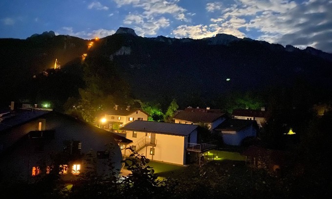 Aschau im Chiemgau Apartment | Apartment "Schlossblick" 110 sqm with 2 bedrooms and south and west balcony