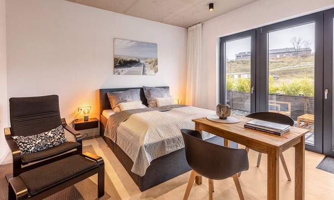 Muldestausee Apartment | Apartment 'Schlossterrassen 4a' with Terrace, Shared Garden and Wi-Fi