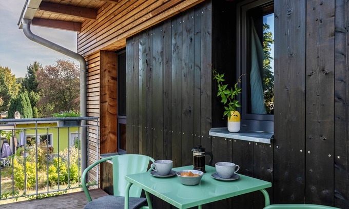 Joachimsthal Apartment | Apartment 'Schorfheider Blueberry Am Grimnitzsee' with Balcony and Wi-Fi