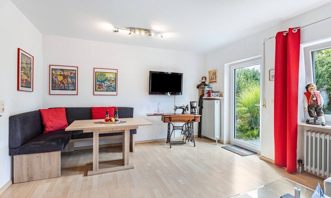 Unterkirnach Apartment | Apartment 'Schwarzwaldhirsch' with Private Terrace and Wi-Fi