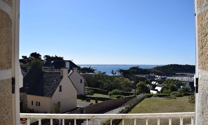 Trebeurden Apartment | Apartment SEA VIEW from each room, facing south in the center of TREBEURDEN