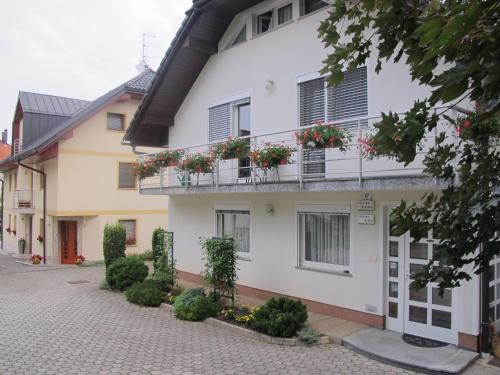 Novo Mesto House | Apartment Sobe Ravbar