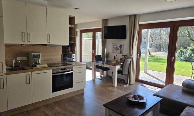 Metelen Apartment | Apartment "Sonnenschein" directly on the lake