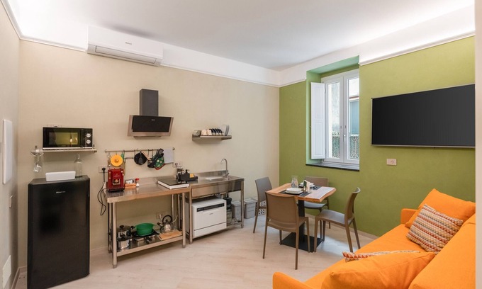 Ascea Apartment | Apartment 'Standard Velia' with Wi-Fi and Air Conditioning
